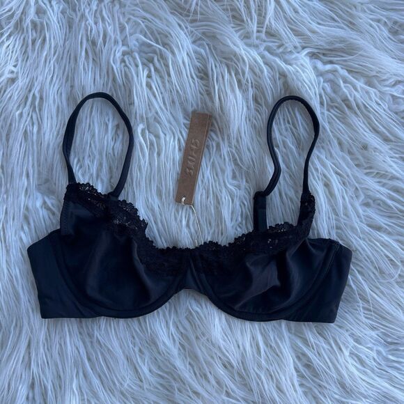 Skims Fits Everybody Lace Demi Underwire Bra Onyx Size 34C - Picture 1 of 7